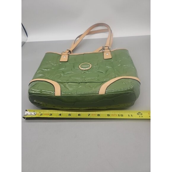 COACH F22322 PEYTON Embossed Green Medium Purse / Hand Bag Flaw - Picture 2 of 11